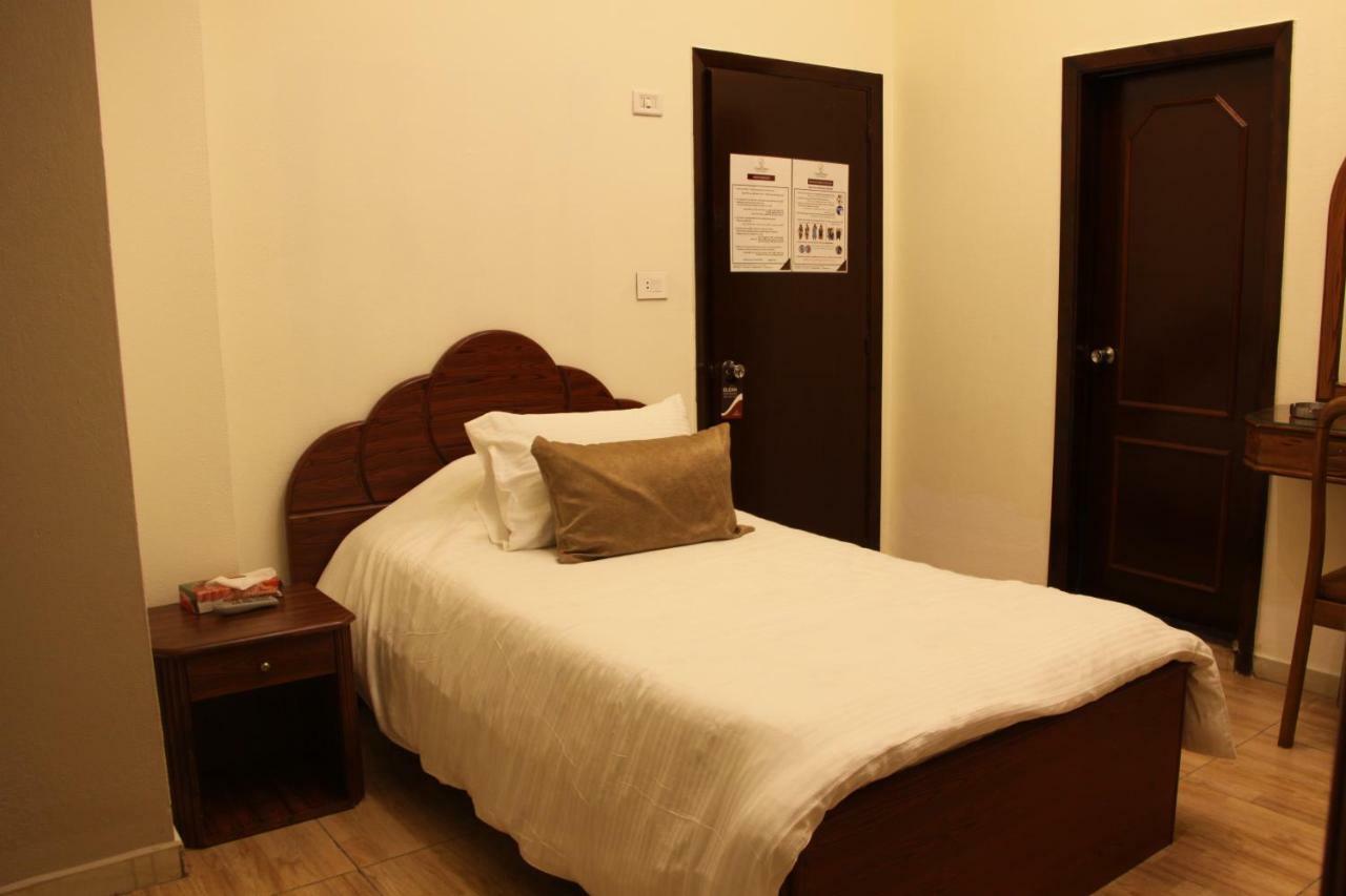 Lamedina Hotel & Resort Jounieh Zimmer foto
